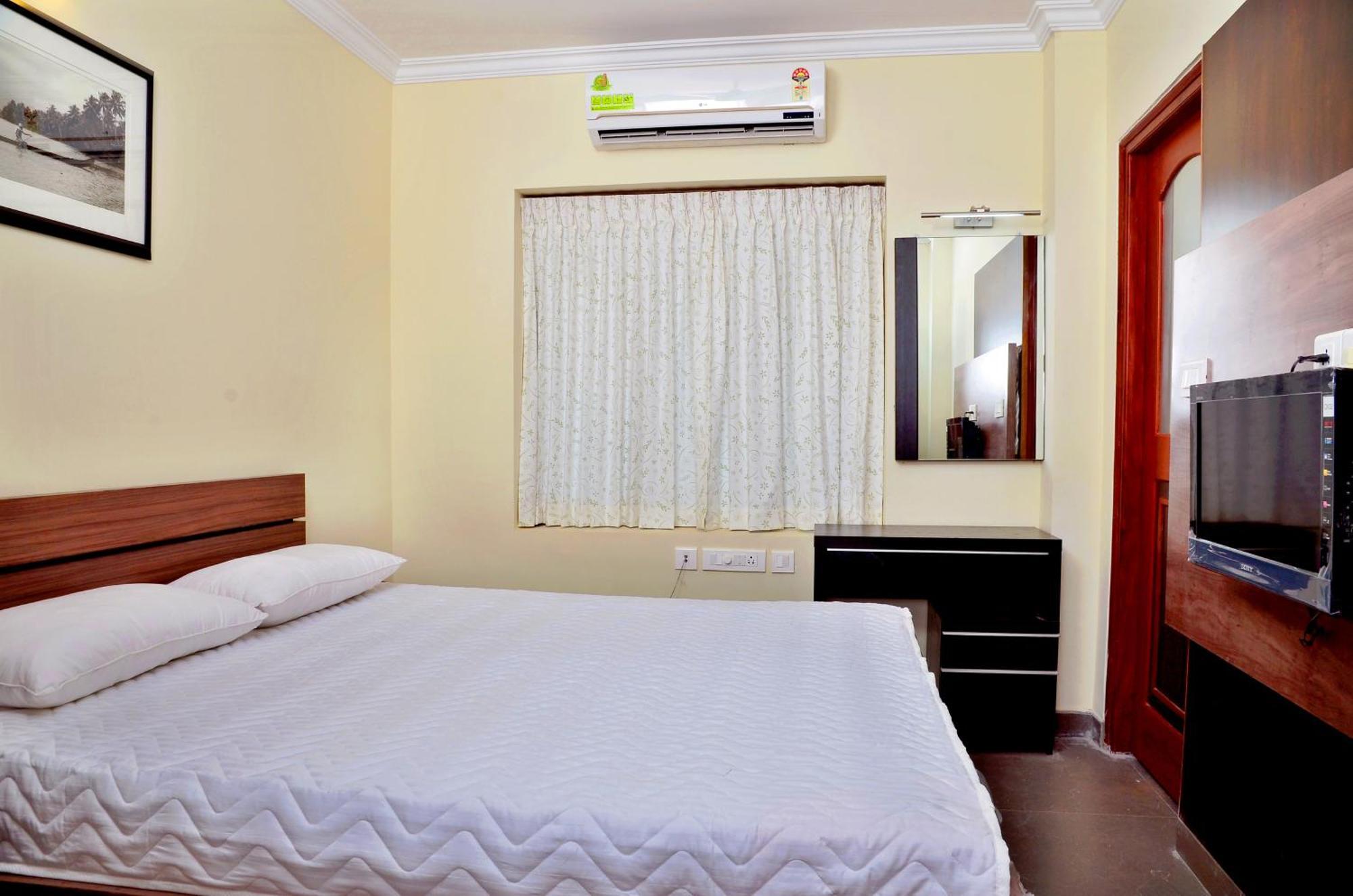 French Avenue Hotel Mahe Екстериор снимка