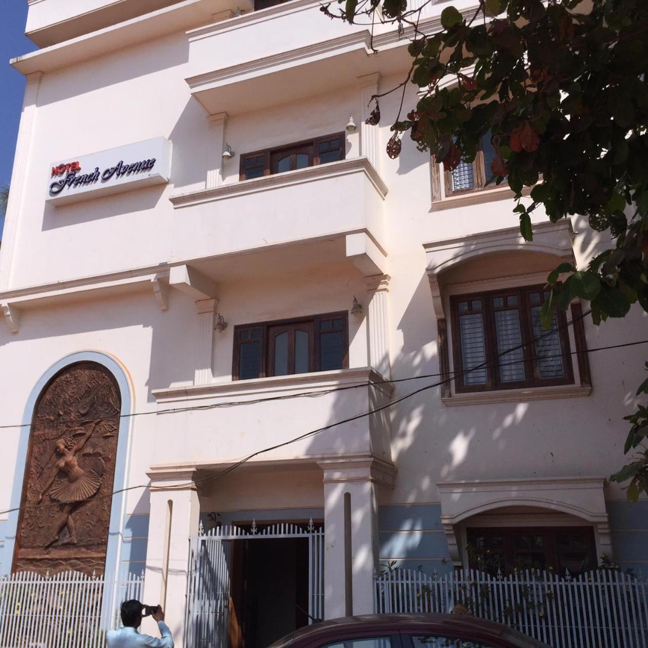 French Avenue Hotel Mahe Екстериор снимка