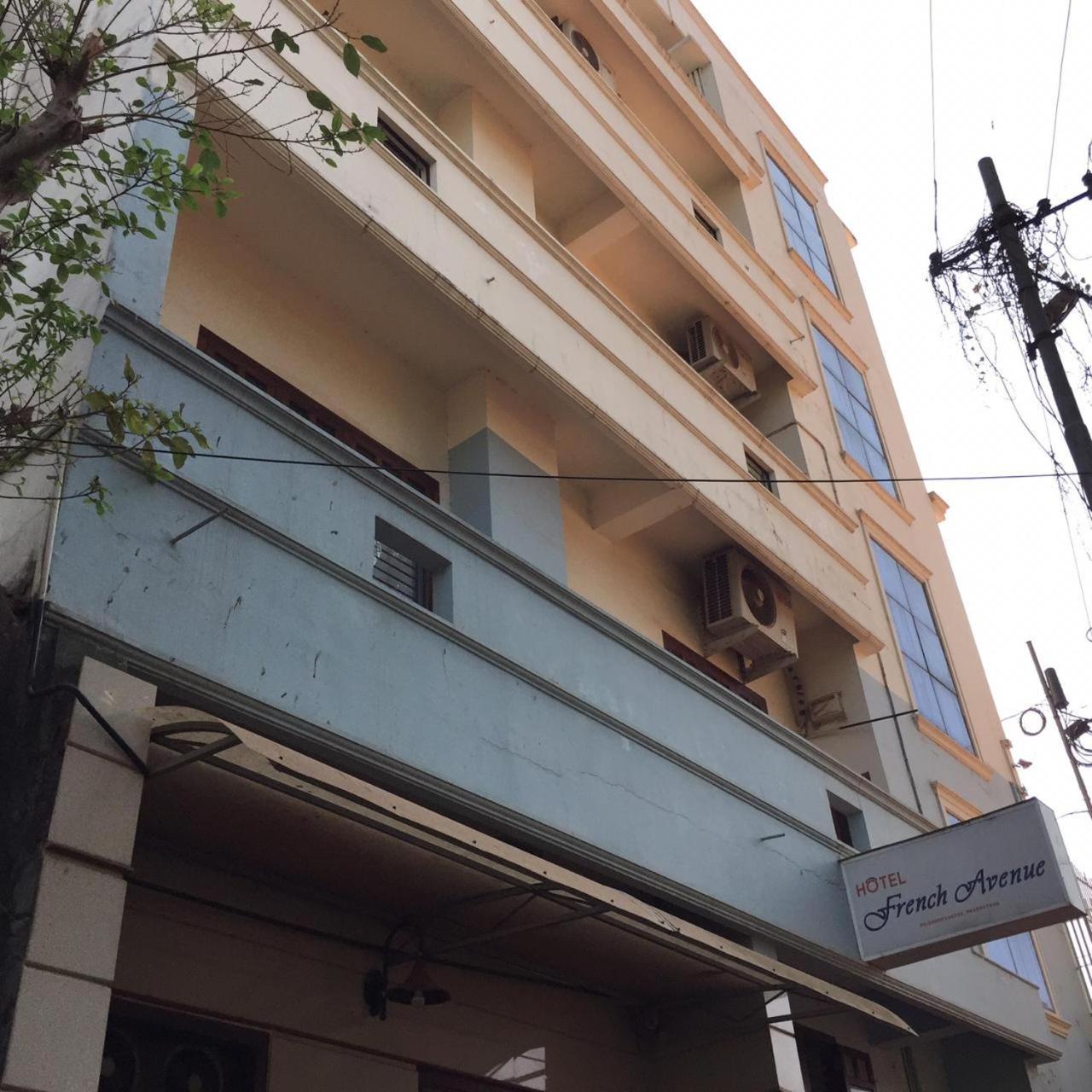French Avenue Hotel Mahe Екстериор снимка